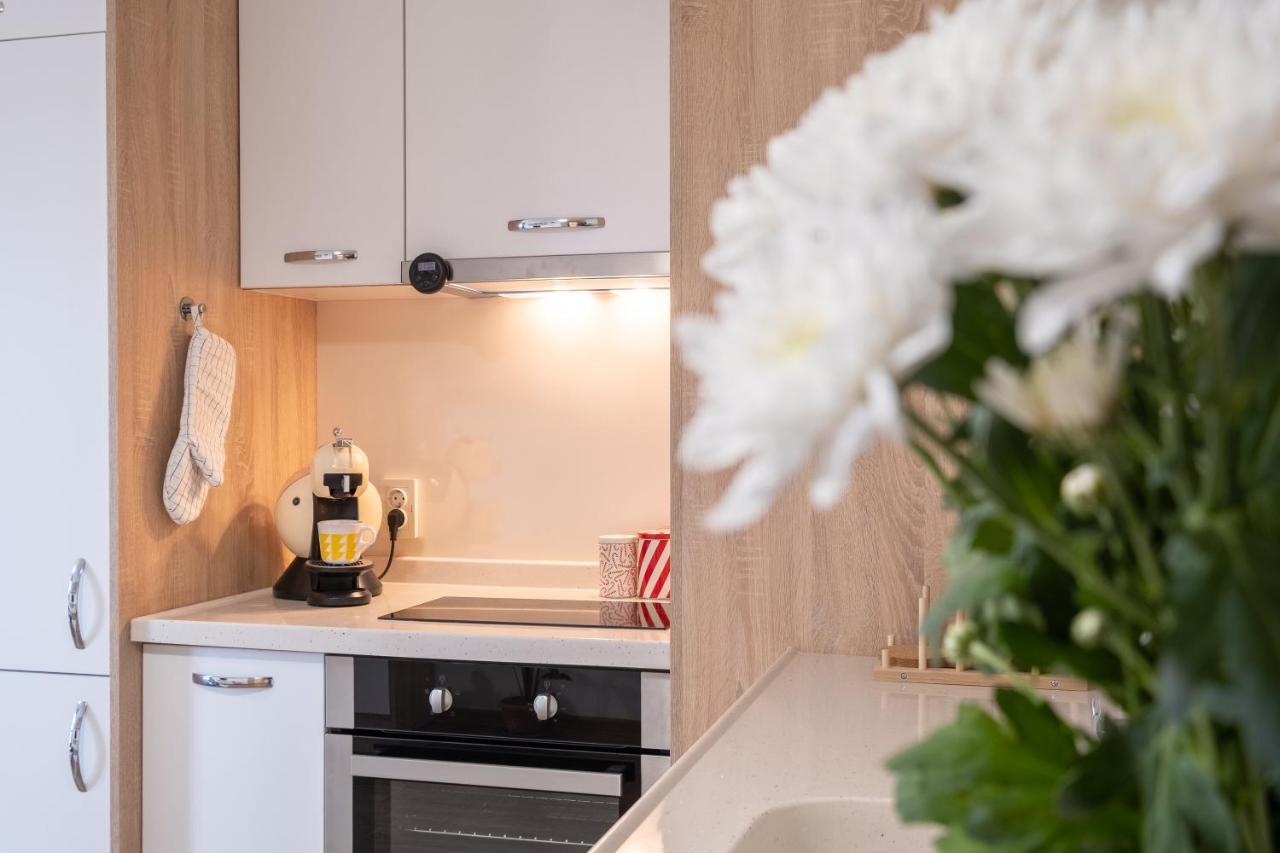 Chic 1Br Flat - Technical University & Hospital Sofia Exterior photo